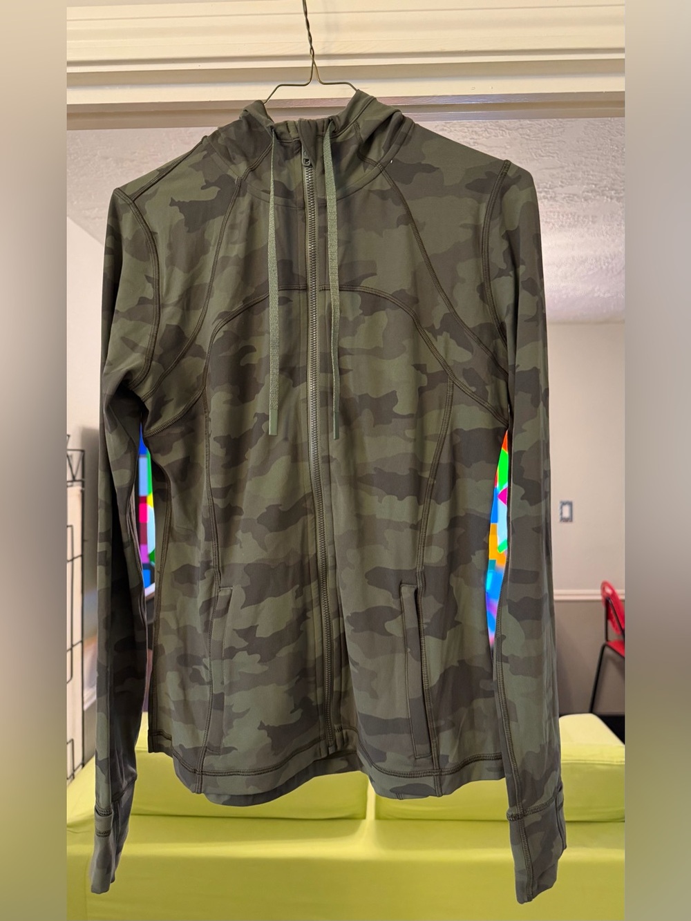 Lululemon camo Hooded Define Jacket (Excellent Condition) size 10.